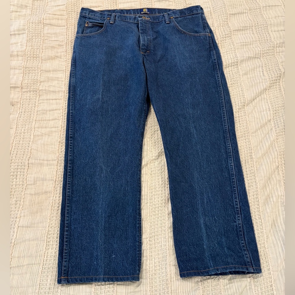 Wrangler 47MWZ Men’s Regular Fit Dark Wash Jeans 38x28 Heavyweight Cotton - Picture 2 of 8